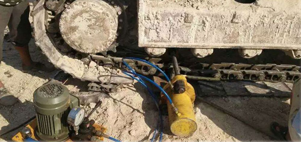 Excavator Chain Rail Disassembly Equipment