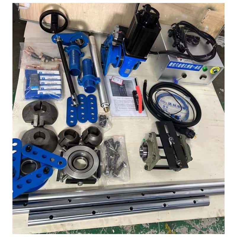 Máquina de mandrilado y soldadura de orificios