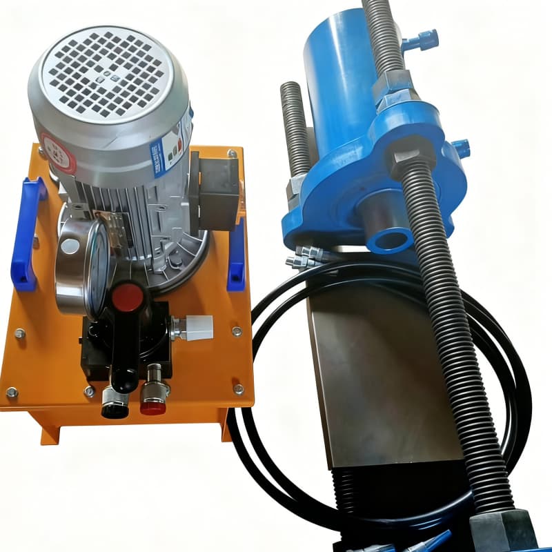 Presse hydraulique portable pour goupilles de chenille